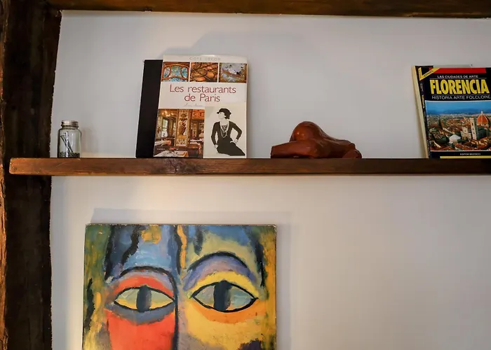 Montmartre Soulful Apartment