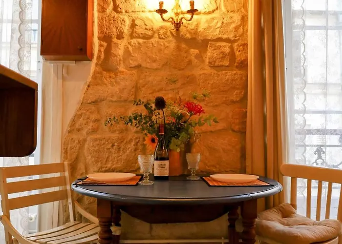 Apartment Montmartre Soulful Paris